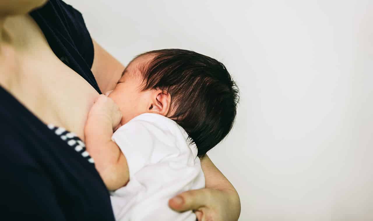 生後3ヶ月の赤ちゃんの授乳量・回数・間隔－母乳の場合